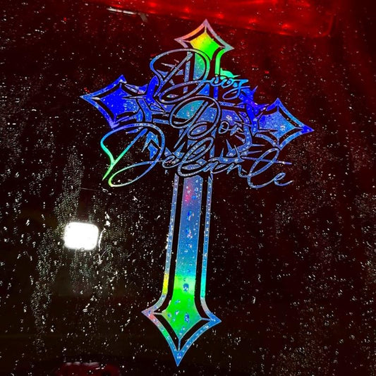 Dios Por Delante Words on Cross